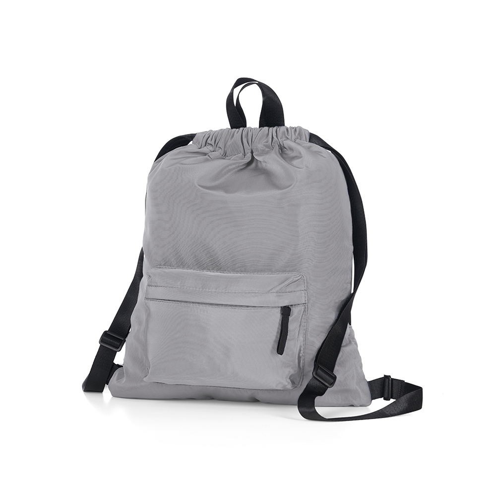 Sacochila estruturada com bolso frontal